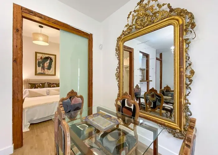 New Lavapies Spacious Flat, 2 Bedrooms And 2 Balconies